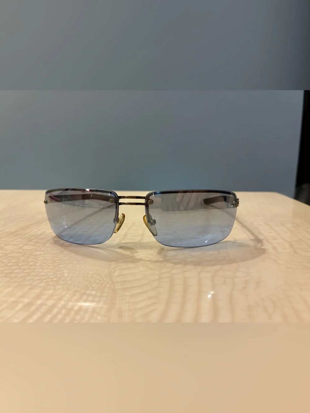 Burberry Men's Blue Gradient Rimless Sunglasses